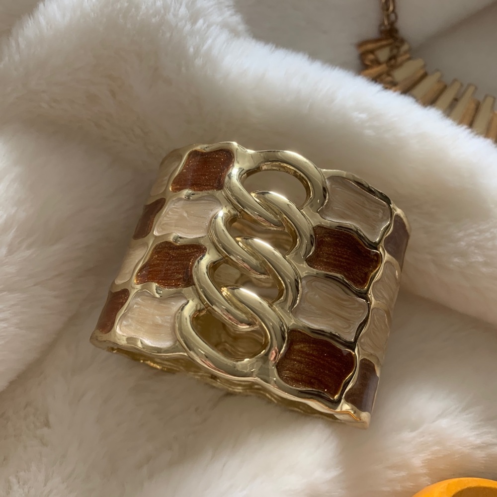 ✨ BUNDLE ✨ GOLDEN GODDESS FASHION ACCESSORIES - Picture 4 of 7